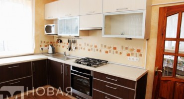 Кухня из пластика 32