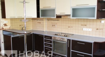 Кухня из пластика 34
